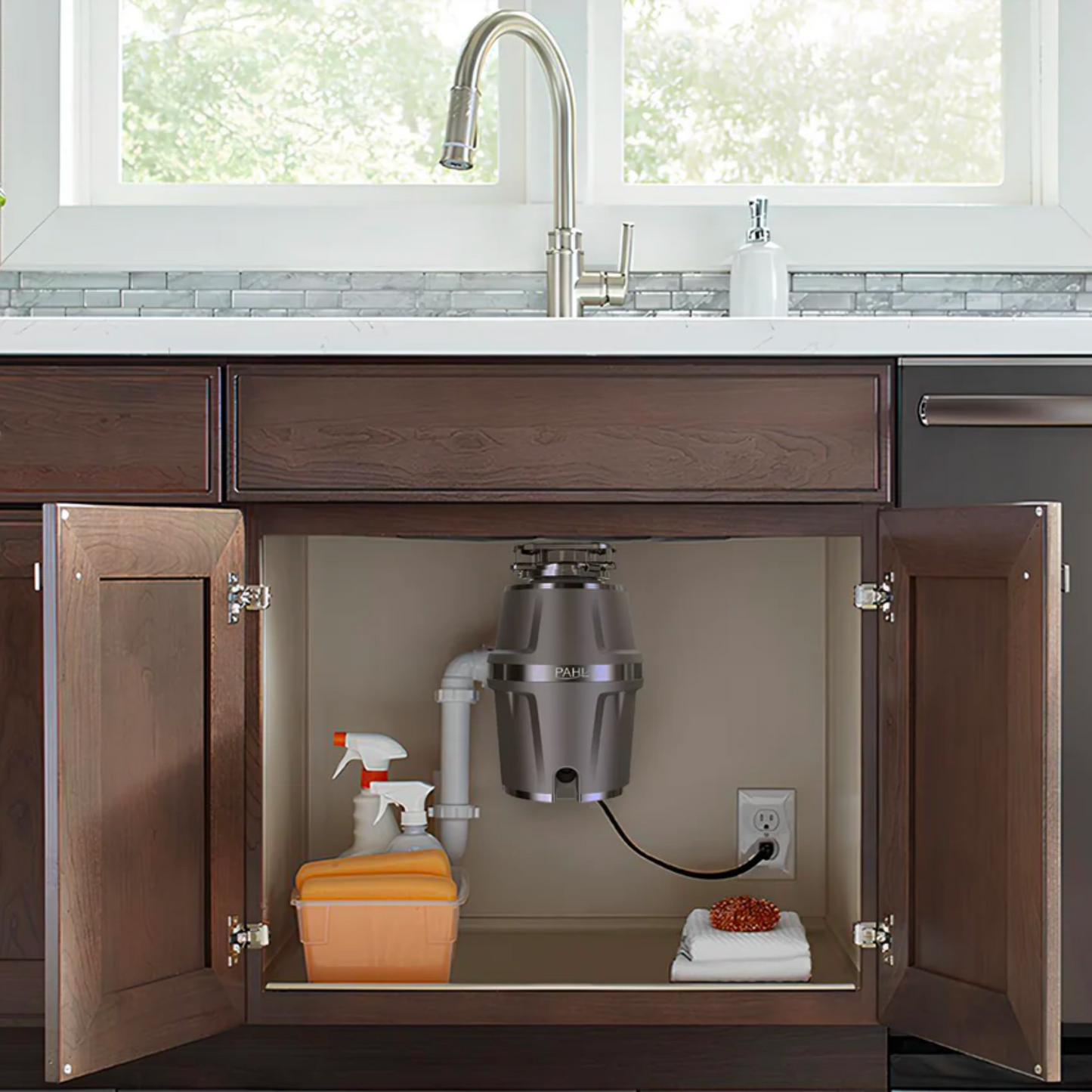 
                  
                    PAHL V31 Garbage Disposal
                  
                